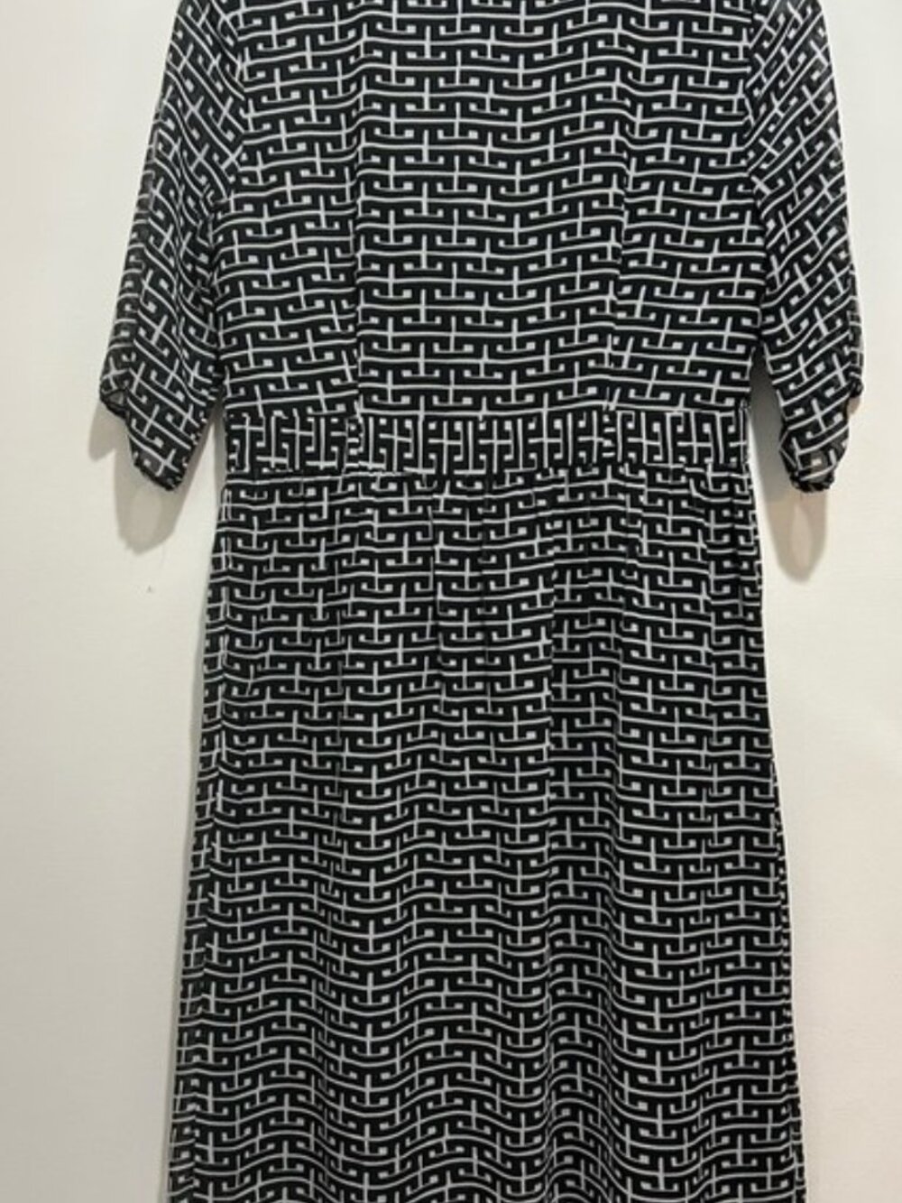 Ann Taylor Petite Black and White Geometric Print Petite Dress - Picture 5 of 5